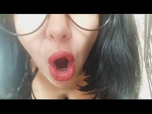 ❤️ ګرانه، ستا سوزنده مور به تاسو نن ښوونځي ته نه پریږدي ... زه تاسو ته ډیره اړتیا لرم ... مقعد پورن